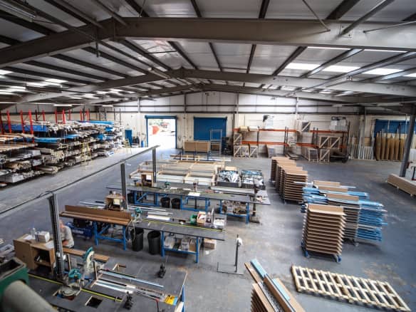 Unit 4 Roundwood Industrial Estate, Warehouse to rent, Osset, Dewsbury, Wakefield