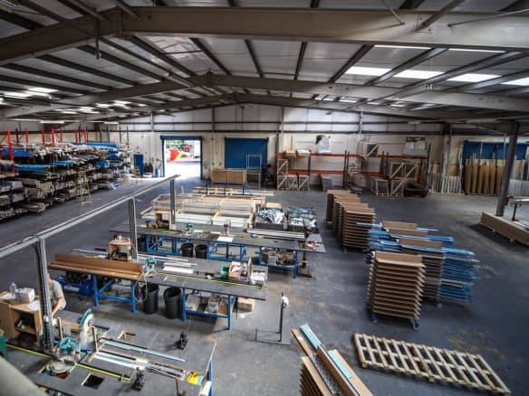 Unit 4 Roundwood Industrial Estate, Warehouse to rent, Osset, Dewsbury, Wakefield