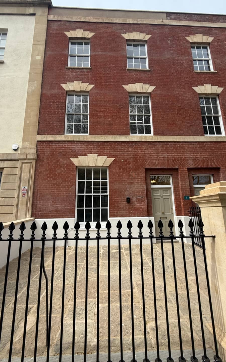 49 queen square Bristol office to rent_09 49 Queen Square Bristol, Offices, office space to let, office space to rent