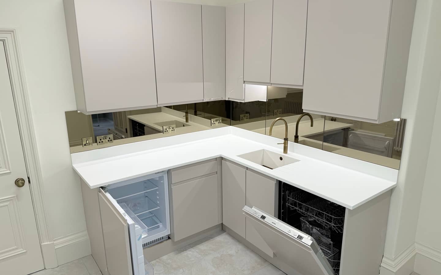 49 queen square Bristol office to rent_16 49 Queen Square Bristol, Offices, office space to let, office space to rent