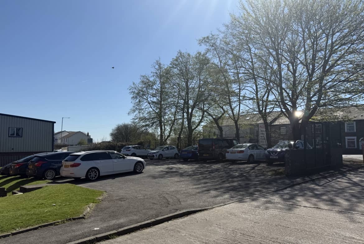 Boundary Industrial Estate Bolton warehouse to rent