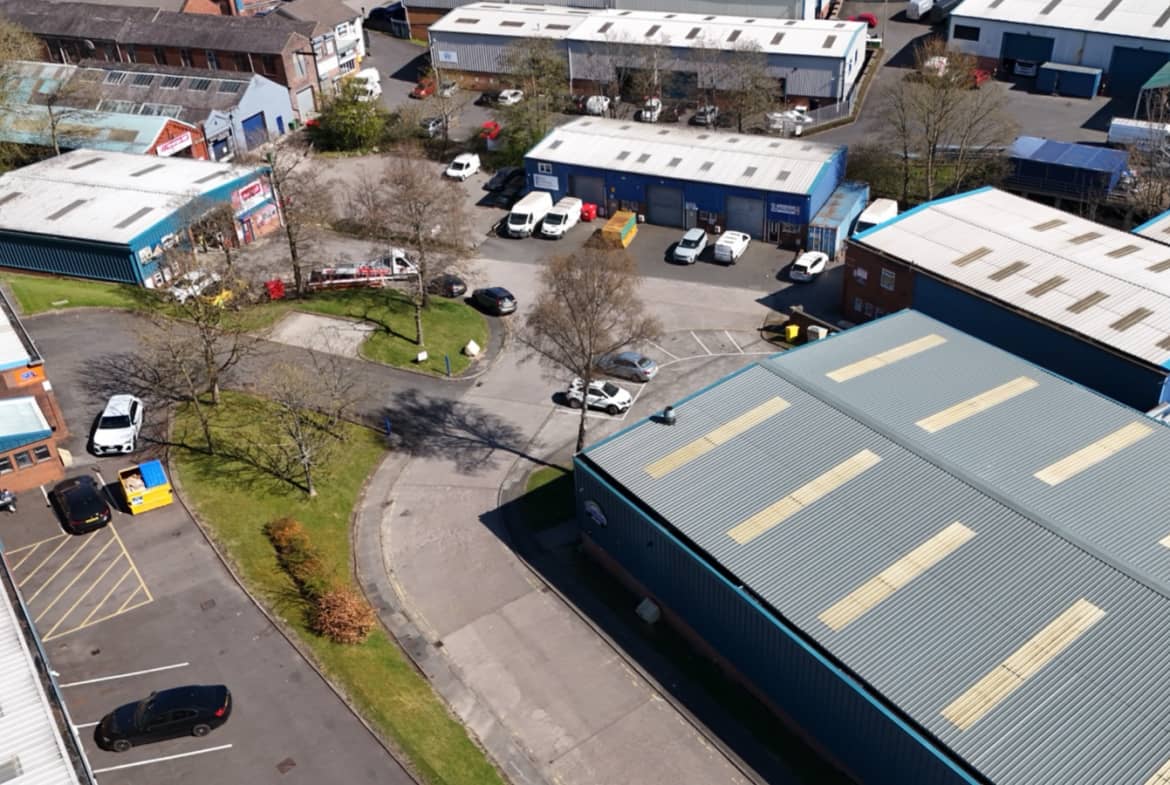 Unit 4 Boundary Industrial Estate Bolton warehouse to rent