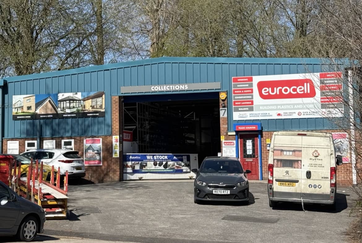 Unit 7 Boundary Industrial Estate Bolton warehouse to rent