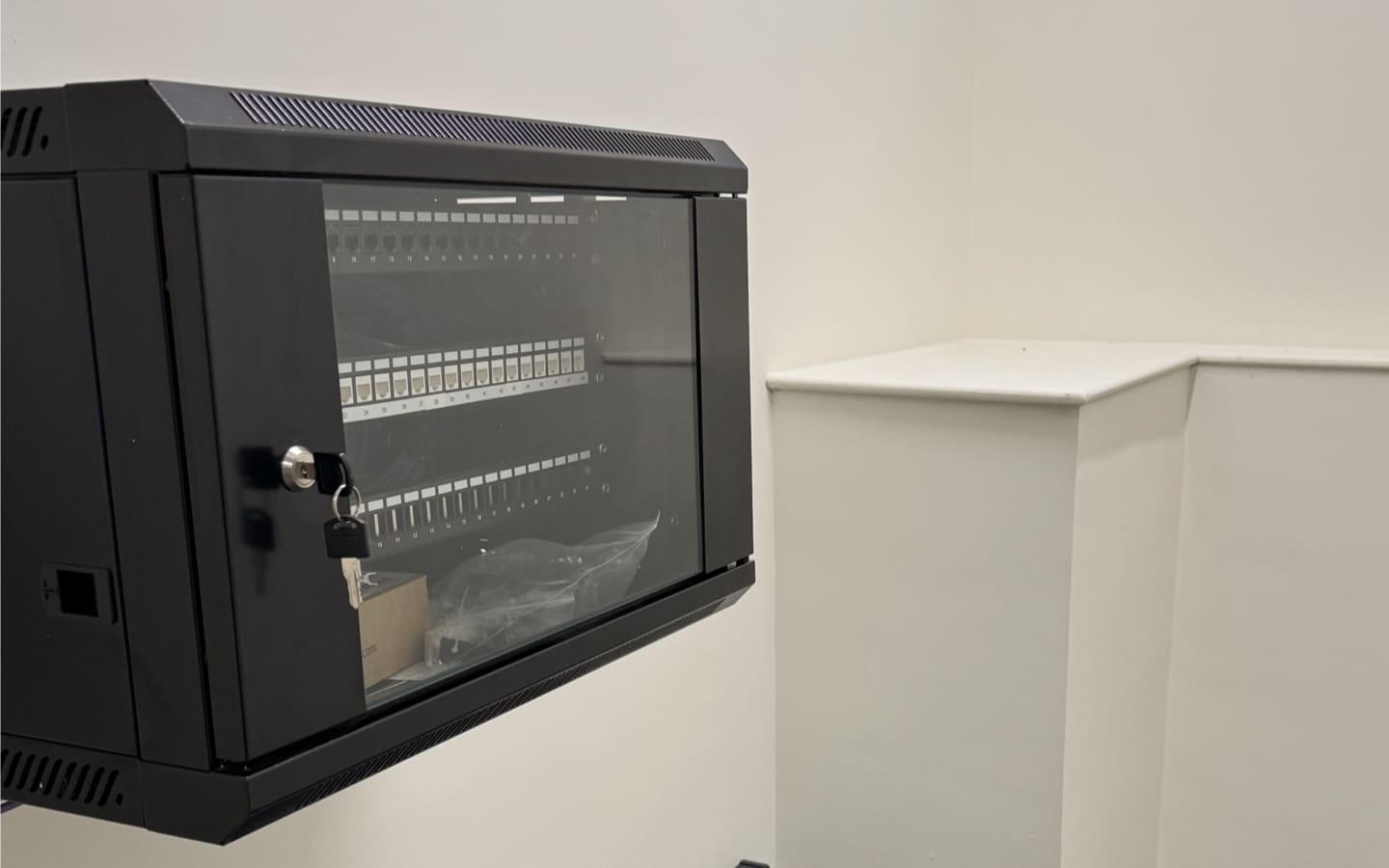 49 queen square Bristol office to rent_36 49 Queen Square Bristol, Offices, office space to let, office space to rent