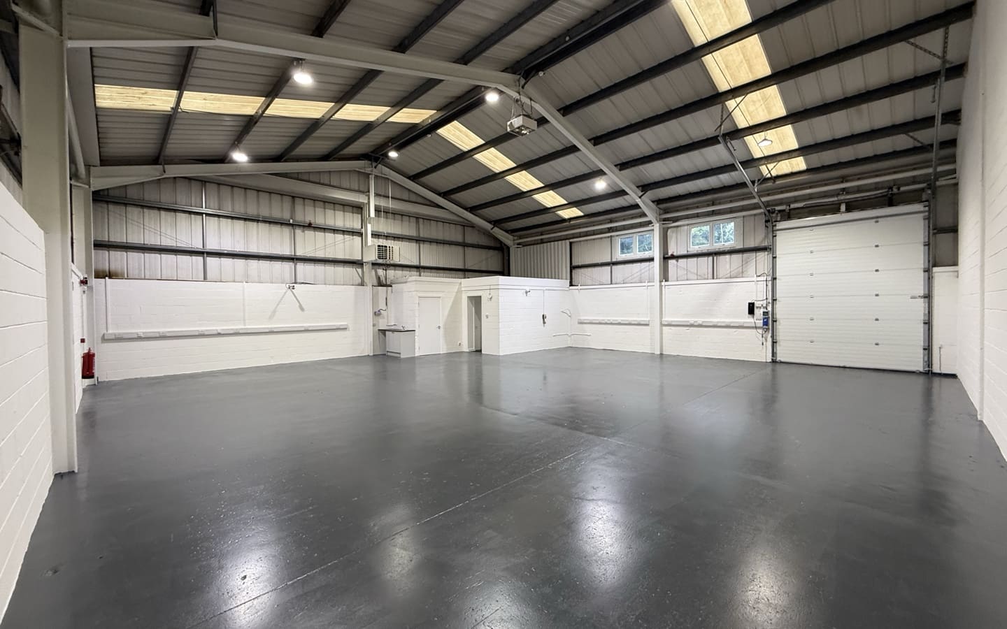 Unit 4 Riverside Bolton warehouse to rent_09 Unit 4 Riverside Bolton warehouse to rent