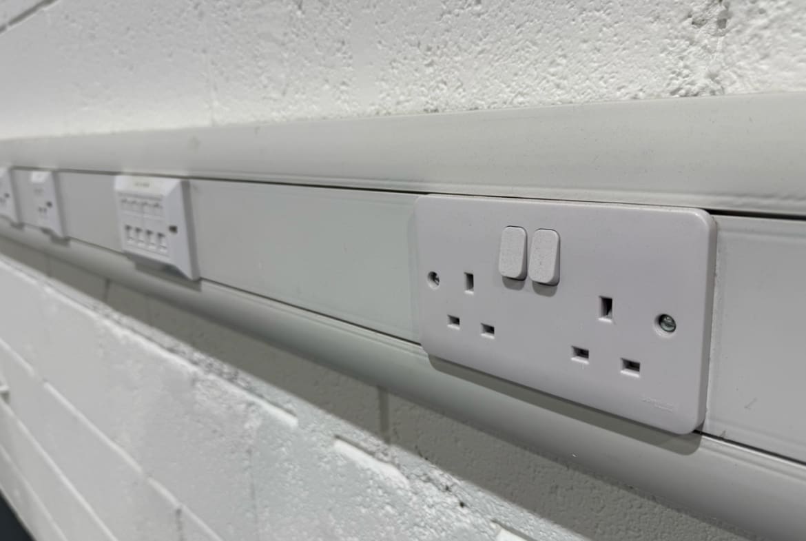 Unit 4 Riverside Bolton warehouse to rent