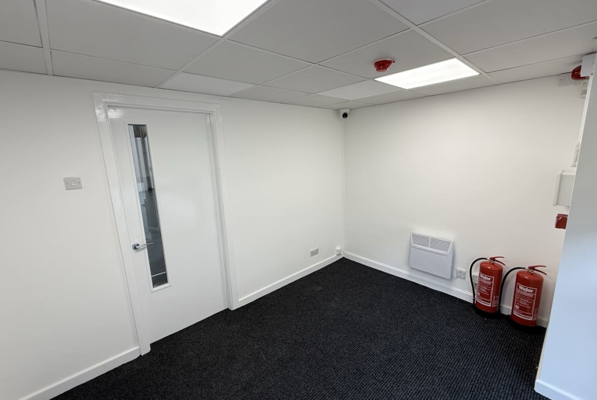 Unit 4 Riverside Bolton warehouse to rent