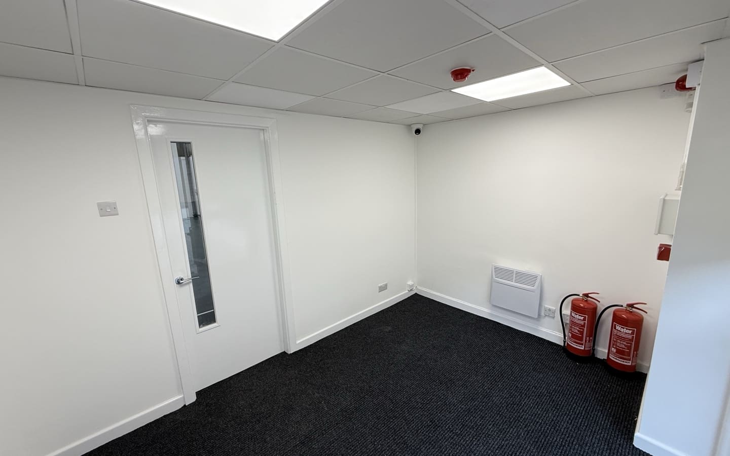 Unit 4 Riverside Bolton warehouse to rent_23 Unit 4 Riverside Bolton warehouse to rent