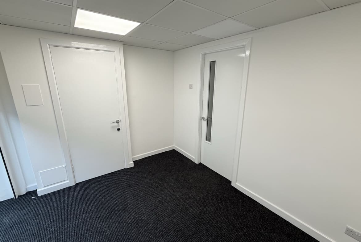 Unit 4 Riverside Bolton warehouse to rent